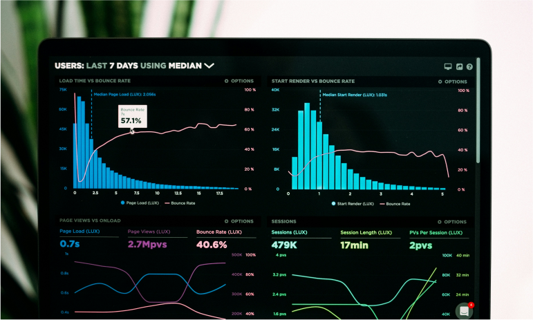 Ahmed Hive Product Designer UI UX Design Mobile App Designer Dashboard Design Figma Designer