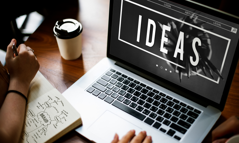 Ahmed Hive Product Designer UI UX Design Mobile App Designer Dashboard Design Figma Designer